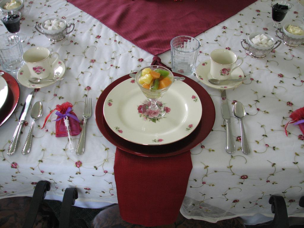Honomu ザ パームズ クリフ ハウス  Bed & Breakfast エクステリア 写真